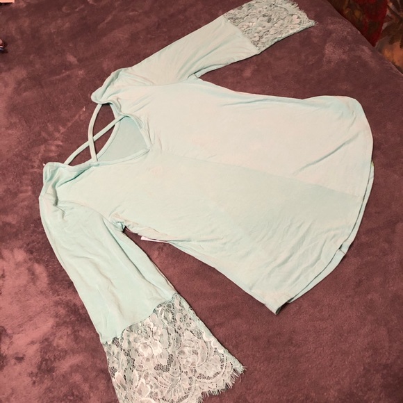 The Little Mermaid 🧜‍♀️ Lacy Sleeve Top - Size S - Picture 3 of 8